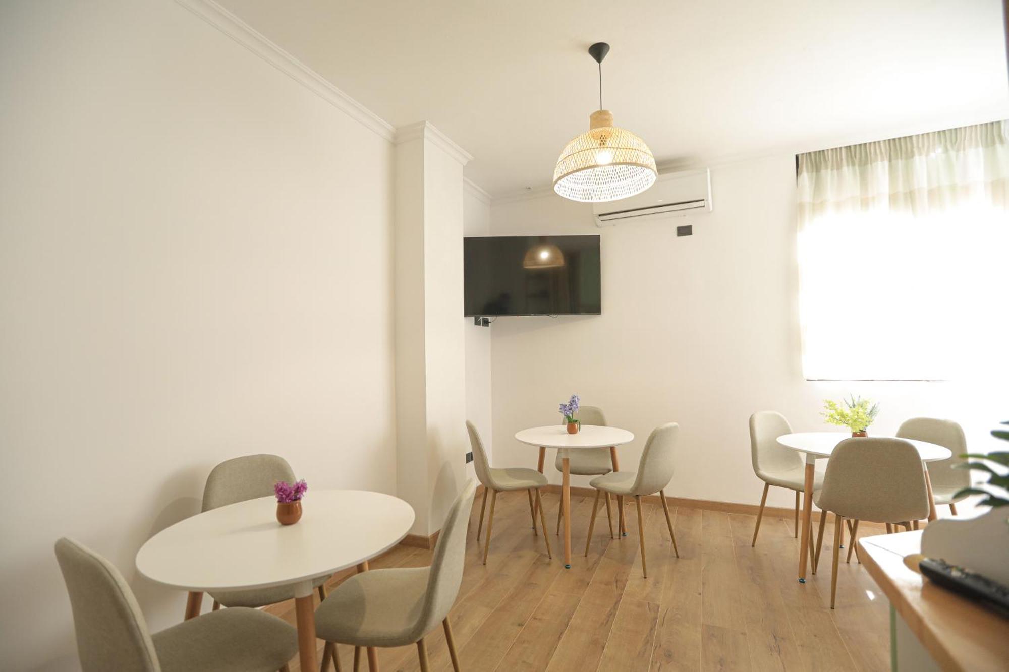 Nidum Harmony Acomodação com café da manhã Tirana Exterior foto